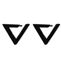 Boucles d'oreilles triangles creux en acier inoxydable noir au design minimaliste chic - Style Triangle (301 Noir) / Noir