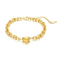 Bracciale a catena in acciaio inossidabile dorato con ciondolo a cuore 3D su sfondo bianco - Oro