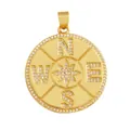 Pendentif boussole céleste doré avec étoiles et gravures des points cardinaux N S E O - Boussole Zircone Or