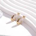 Pendientes de aro en C de acero dorado con detalles de lunares negros y estilo bohemio - Forma de C de Oro Lunares Negros (ER-486)