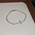 Elegantes silberfarbenes Tennisarmband mit funkelndem Zirkon-Kreuz-Detail - Silbernes Kreuz-Zirkonia-Armband (52#) / Silber
