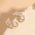 Elegant 14K gold plated earrings featuring a white pearl and tapered baguette zircons - Gold Square Zircon Pearl