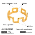 Macro detail of 18k gold plated stainless steel hollow geometric ring with dimensions - Geometric Square Link Style (JDRW2407017)