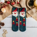 Chaussettes de Noël épaisses en polaire corail vert foncé avec motif Père Noël 3D - Père Noël Vert