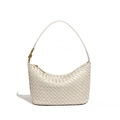 Elegante borsa a spalla intrecciata beige con dettaglio nodo dorato sulla tracolla - Bianco Sporco