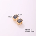 Vergoldete Creolen mit blauen Zirkonia, Maße 1,7cm x 1,2cm und 11g Gewicht - Gold-Saphirblau