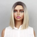 Parrucca corta bob ombré con radici scure e capelli biondo chiaro con riga centrale - Biondo Platino Ombre