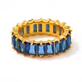 Vergoldeter Ewigkeit-Ring mit rechteckigen blauen Zirkonia in einer Krappenfassung - US 7 / Blauer Zirkonia Stil (KBJ288)