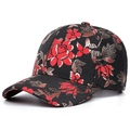 Berretto da baseball etnico nero con motivo floreale jacquard a rose rosse e foglie oro - Rosa Jacquard Nero