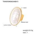 Goldener Titanstahlring mit großem ovalem Inlay aus weißer synthetischer Perlmutt - Größe 7 Ring / Gold