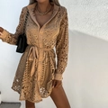 Vestido corto de encaje calado caqui con manga larga, lazo en cintura y botones - S / Caqui / Khaki Lace Hollow Mini Dress, Lapel Collar, Pearl Buttons, Tie Waist.