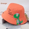 Dettaglio cappello a secchiello arancione in cotone per bambini con stampa dinosauro e foro - Circonferenza 54CM per 2-8 Anni / Arancione