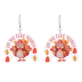 Detalle de pendientes de pavo en acrílico con motivos de hojas de arce y texto - No.5 (Pavo Lindo con Hoja de Arce Semicírculo)