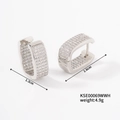 Details van zilveren rechthoekige oorringen met witte zirkonia, afmeting 1,3 cm x 1,6 cm - 1.3cm x 1.6cm / Zilver