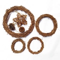 DIY natural rattan wreath set with pine cones and star pendant for rustic holiday decor - Round / 8cm / Brown