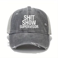Détail de la visière usée et du filet sur la casquette Shit Show Supervisor grise - Gris