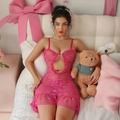 Détails de lingerie en dentelle rose avec imprimé cœur, tissu résille et volants - S / Rose