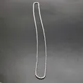 Detalle de cadena de bolas de acero inoxidable 316L de 60cm con cuentas plateadas de 2,4mm - Plata - Cadena de Bolas