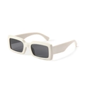 Rechthoekige zonnebril met dik gebroken wit kunststof frame en donkergrijze glazen - Beige Frame Grijze Lens