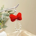 Llavero de lazo de terciopelo rojo con perlas blancas para bolsos y móviles - Terciopelo Rojo Con Diamantes De Imitación