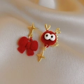 Orecchini natalizi asimmetrici con fiocco di velluto rosso e renna dorata di moda - Stile Mostro Stella Rossa Asimmetrica (49# Perno per orecchini in argento-Rosso Asimmetrico)