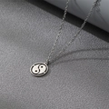 Collana in acciaio inossidabile argento con pendente Bagua Tai Chi su superficie ruvida - Argento