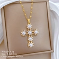 Collana in titanio dorato con pendente a croce di perle su seta bianca in scatola - Stile Croce Oro