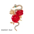 Spilla a forma di serpente dorata con rose rosse e dettagli in cristallo per l'anno del serpente - DW0041 / Rosa Rossa
