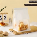 White toast bread bag medium size 16x26cm with window for 6-8 slices on wooden board - Medium (16*26+13cm) / White