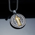 Collana con ciondolo San Benedetto in argento con rilievo dorato su sfondo nero - Pendente Singolo (Senza Catena) / Oro e Argento