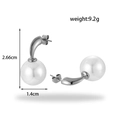 Pendientes de acero inoxidable plateado en forma de C con perlas blancas grandes - ER-1267 Gancho de Perla Redonda Plateado