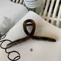 Tortoiseshell patterns hair claw clip with 13cm hanger shape on a vintage book - 13cm Hanger Type / Matte Light Tortoise