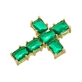 Ciondolo croce di lusso placcato oro 18K con cristalli verde smeraldo su sfondo bianco - Oro/Zirconia Verde