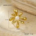 Detailed view of golden flower ring with pearl, size 3.1cm x 2.6cm and weight 6.2g - Streamlined Petal Pearl(NMSR-G151-1)
