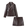 Set blazer doppiopetto e gonna a trapezio in pelle PU marrone scuro lucido in piano - S / Marrone