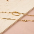 Dettaglio della catena a graffetta in acciaio inossidabile dorato con chiusura a vite - Stile 2 / Catena da 15cm / Oro