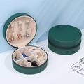 Dark green portable round jewelry storage box in textured PU leather with zipper closure - 10x5cm / Dark Green