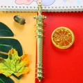 Penna gel creativa a forma di spada pagoda dorata con dettagli incisi per cancelleria - 0.5mm / Oro