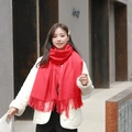 Elegant red wool scarf with tassel fringe detail worn outdoors for a cozy winter look - Cationic Viscose Style / 200x70cm / Red