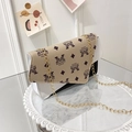 Chic color-block square crossbody bag with gold chain strap and diamond logo pattern - Print Black