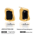 Gouden roestvrijstalen oorknopjes met zwarte zirkoon en gesmolten lava textuur - 1.70x1.16cm / Rechthoekige Zwarte Strass (JDE0107004-BK)