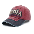 Cappellino da baseball in cotone lavato con ricamo HOLA e pannelli rosso e blu navy - Regolabile / Borgogna