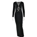 Abito lungo attillato nero sexy con ritagli, maniche lunghe e fibbie in metallo - L / Nero