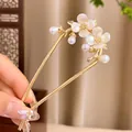 Épingle à cheveux en U avec branches fleuries dorées et perles de style chinois - Camélia en Forme de U / 10.5cm / Or
