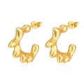 Orecchini a cerchio irregolari in oro con trama a lava liquida e placcatura in oro 18K - Forma a C Irregolare / Oro
