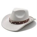 Détail d'un chapeau de cowboy en daim avec bande en cuir et ornement de tête de taureau - M (56-58cm) / Crème