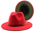Detailansicht des rot-olivgrünen Fedora-Hutes mit Goldkette und schwarzem Zierband-Design - M (56-58cm) / Rot und Armeegrün