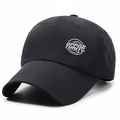 Gorra de béisbol negra de secado rápido con logo y ventilación de malla láser - Ajustable / Negro