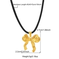 Collier avec pendentif nœud en acier doré 18k et cordon noir avec détails de taille - Collier Nœud Doré (N06035G)