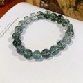 Primer plano de cuentas de cuarzo fantasma verde con ricas inclusiones de minerales - Caja de Regalo Exquisita / Cristal Fantasma Verde (Inclusiones Minerales Puras)